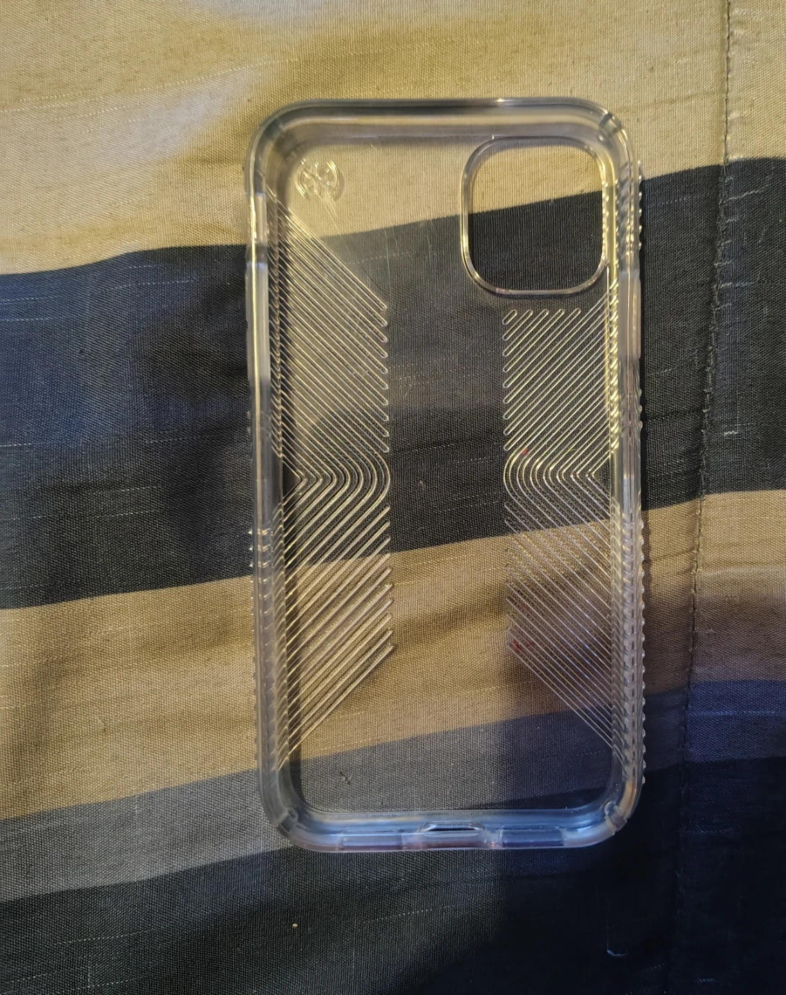 Speck Presidio Perfect-Clear Case for iPhone 11 - photo 2