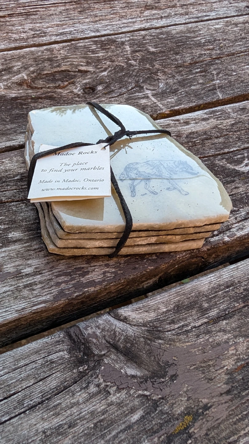 Set of 4 Stone Coasters with Wolf Design - photo 2