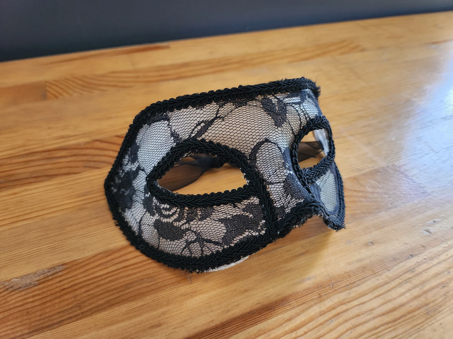 Black Lace Masquerade Mask - photo 3