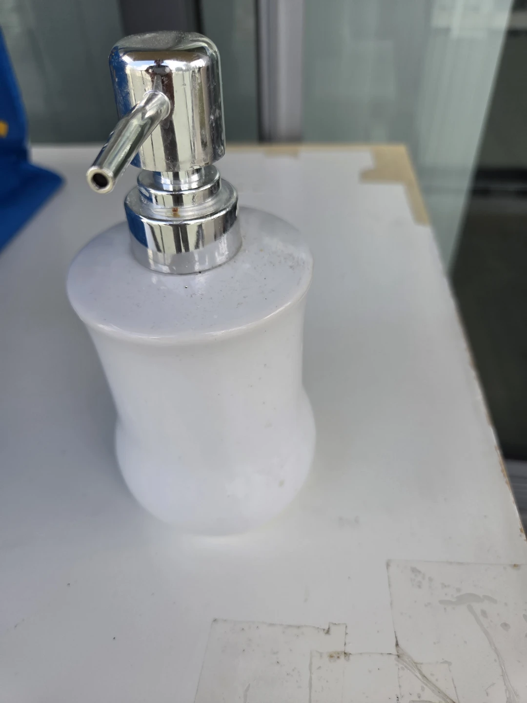 White Ceramic Soap Dispenser - photo 2