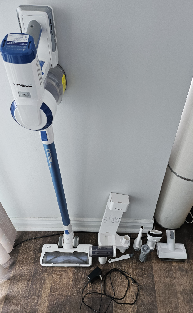 Tineco Cordless Vacuum Cleaner - photo 2