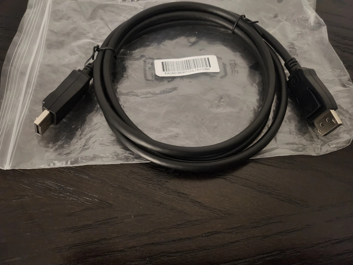 LG Black DisplayPort to DisplayPort Cable