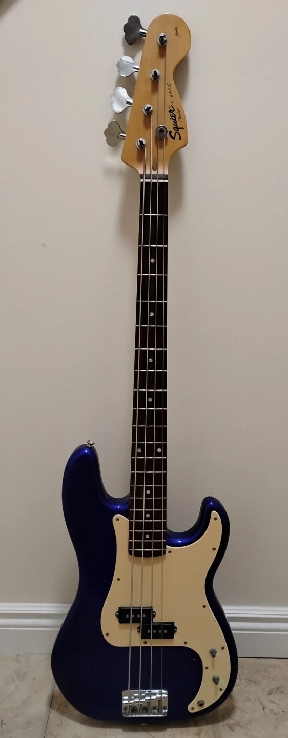 2006 Fender Squier Bass Guitar
