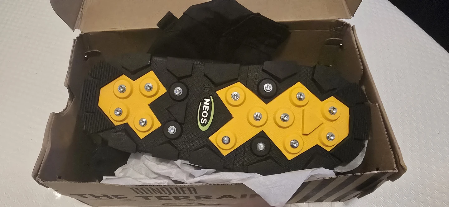 NEOS Overboots Traction Spikes