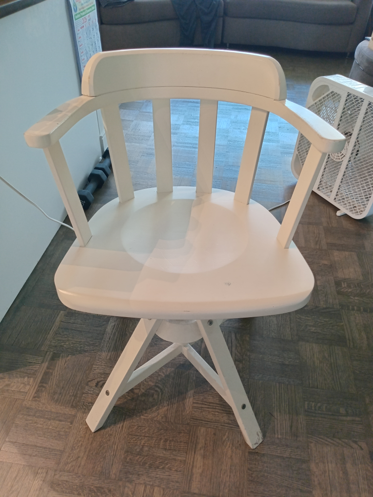 White Swivel Desk Chair