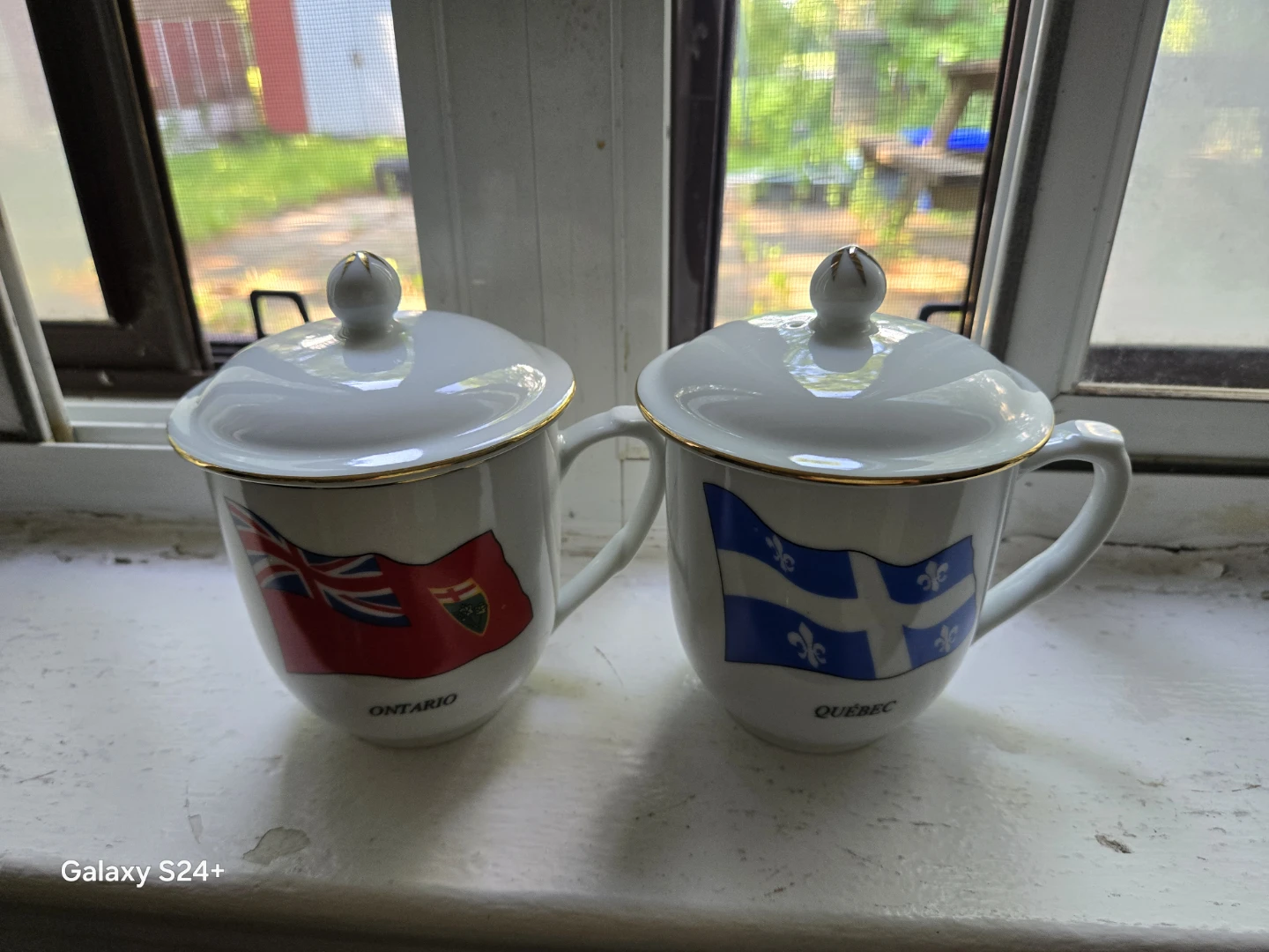 Canadian Collection Mugs with Lids - Ontario & Quebec Flags - photo 5