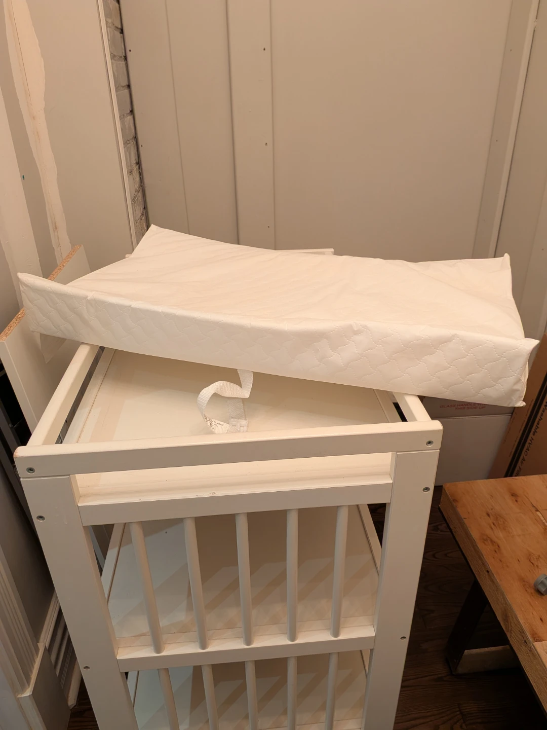Ikea baby change table - photo 2