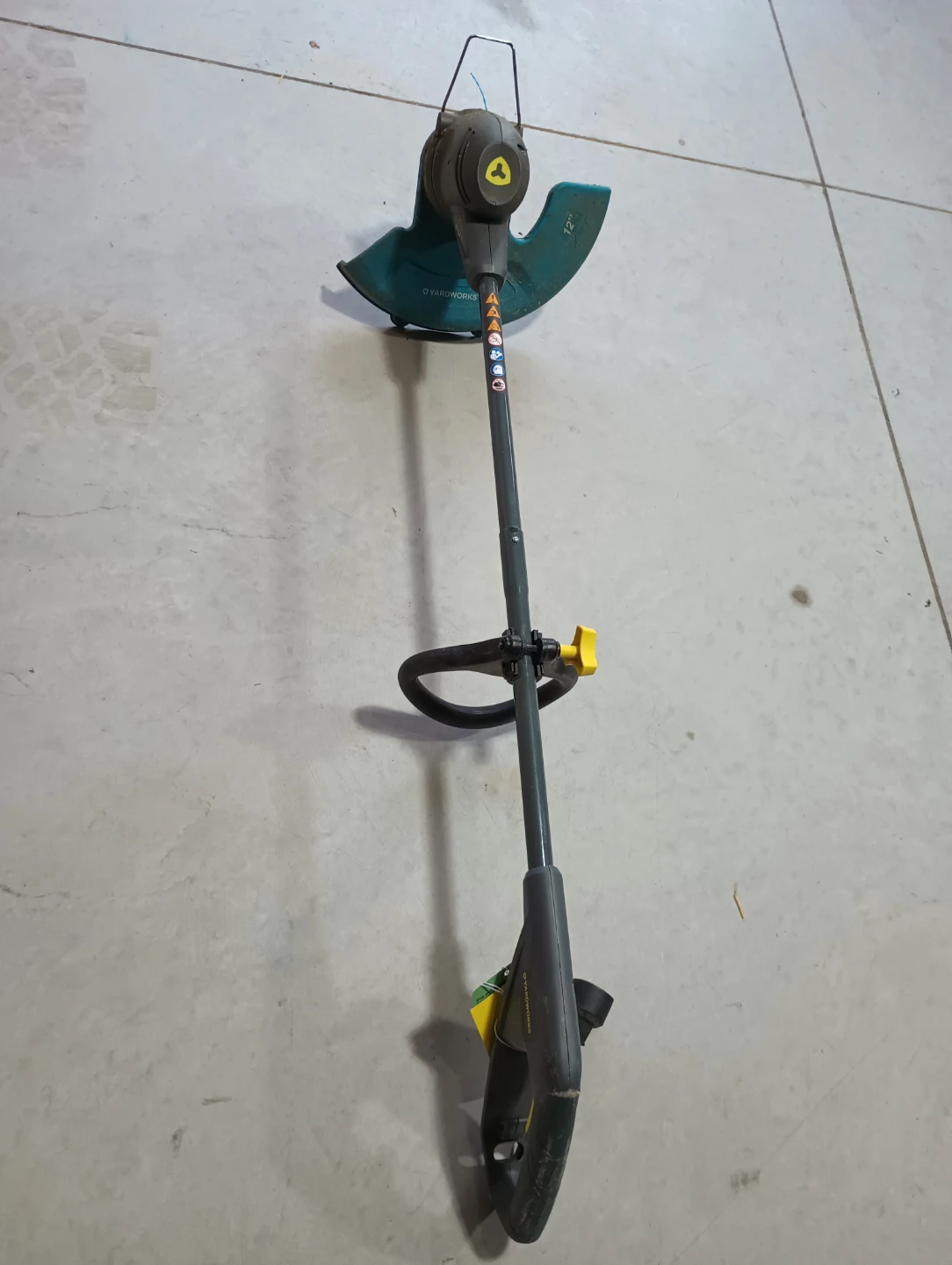 Yardworks Electric Weed Whipper - photo 2