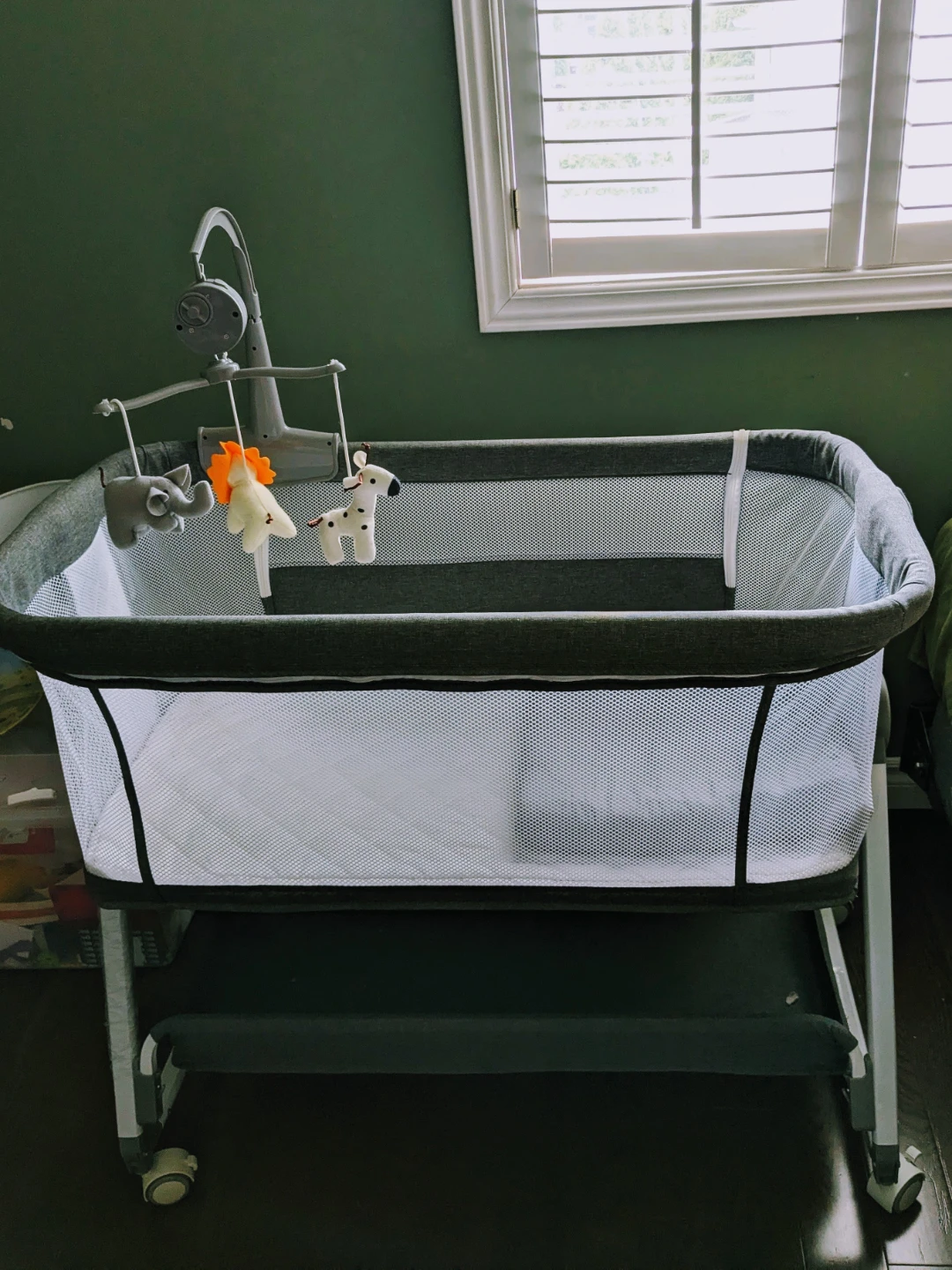 3 in 1 bedside baby bassinet in grey color - photo 2