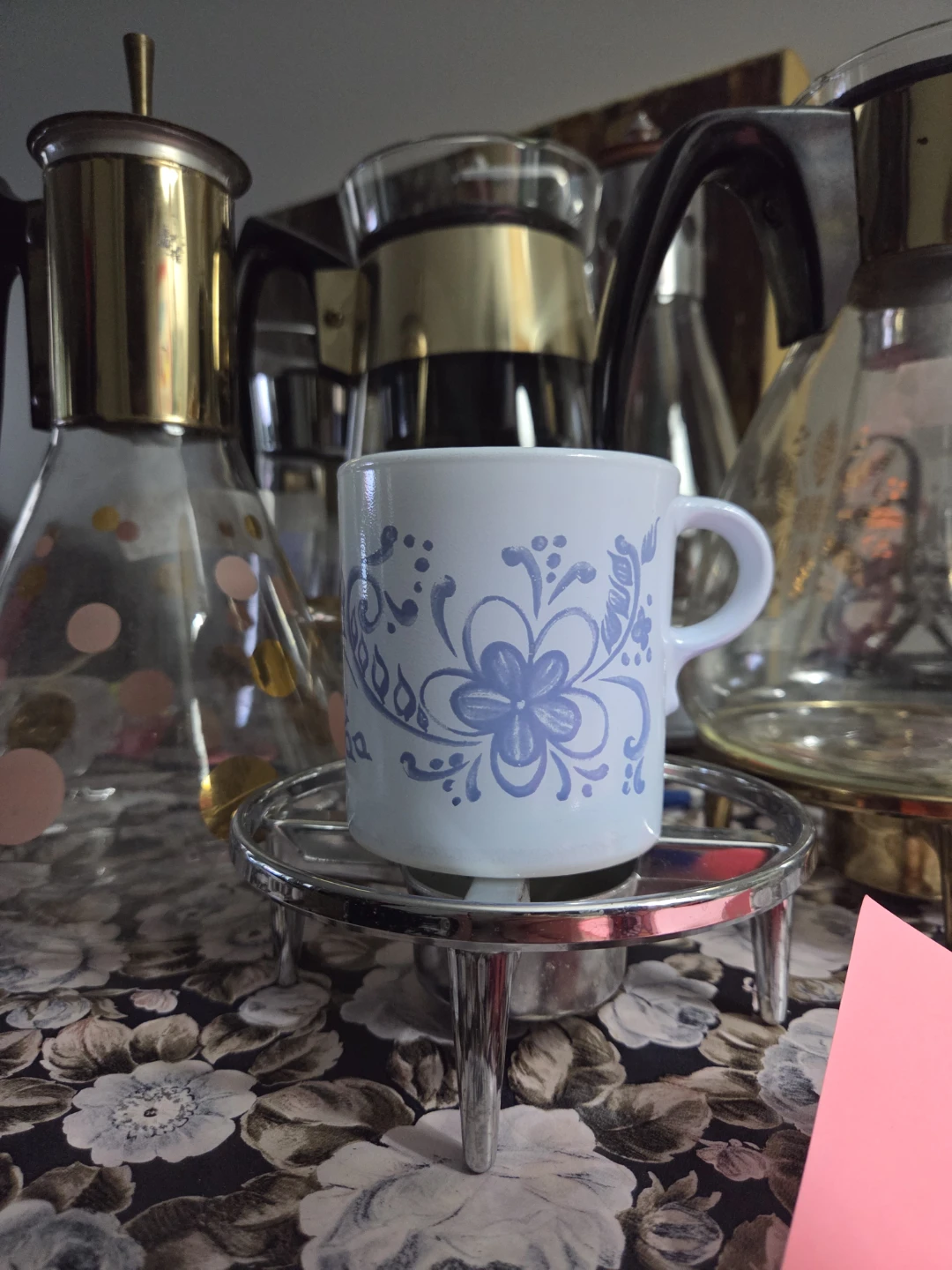 Pyrex vintage Mug with Blue Floral Design