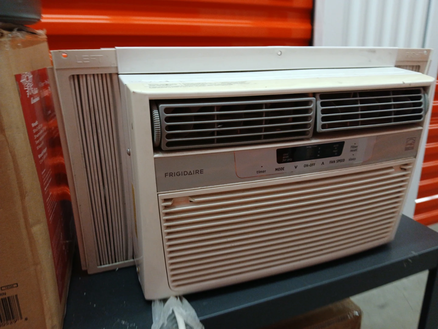 Frigidaire Window Air Conditioner 6,000 BTU - photo 4