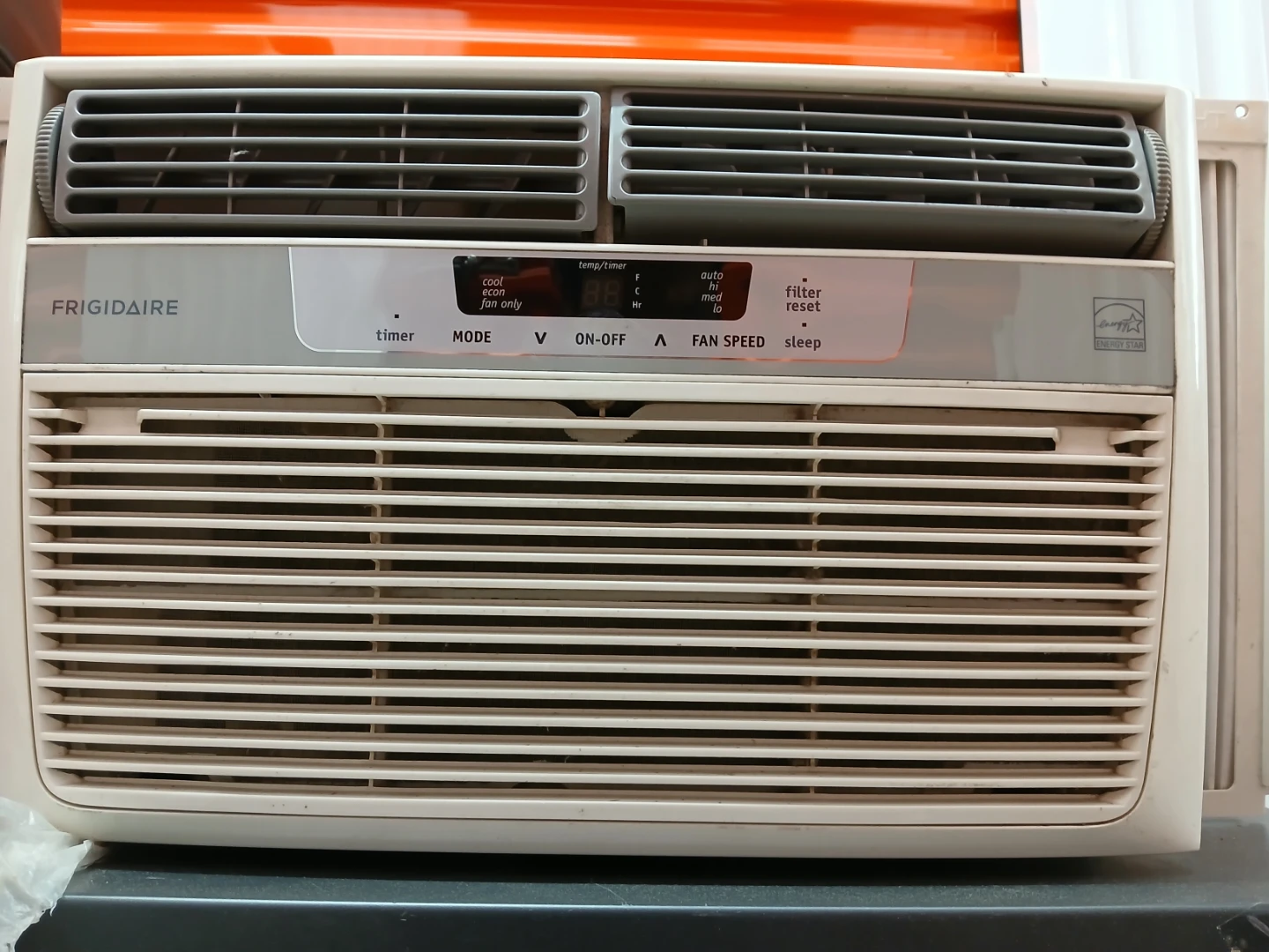Frigidaire Window Air Conditioner 6,000 BTU - photo 5
