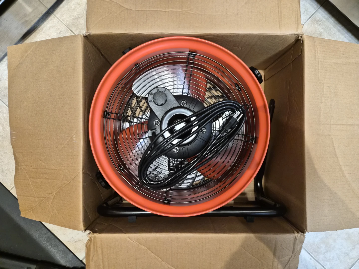 Commercial Electric 16-inch High Velocity Turbo Pro Floor Fan - photo 3