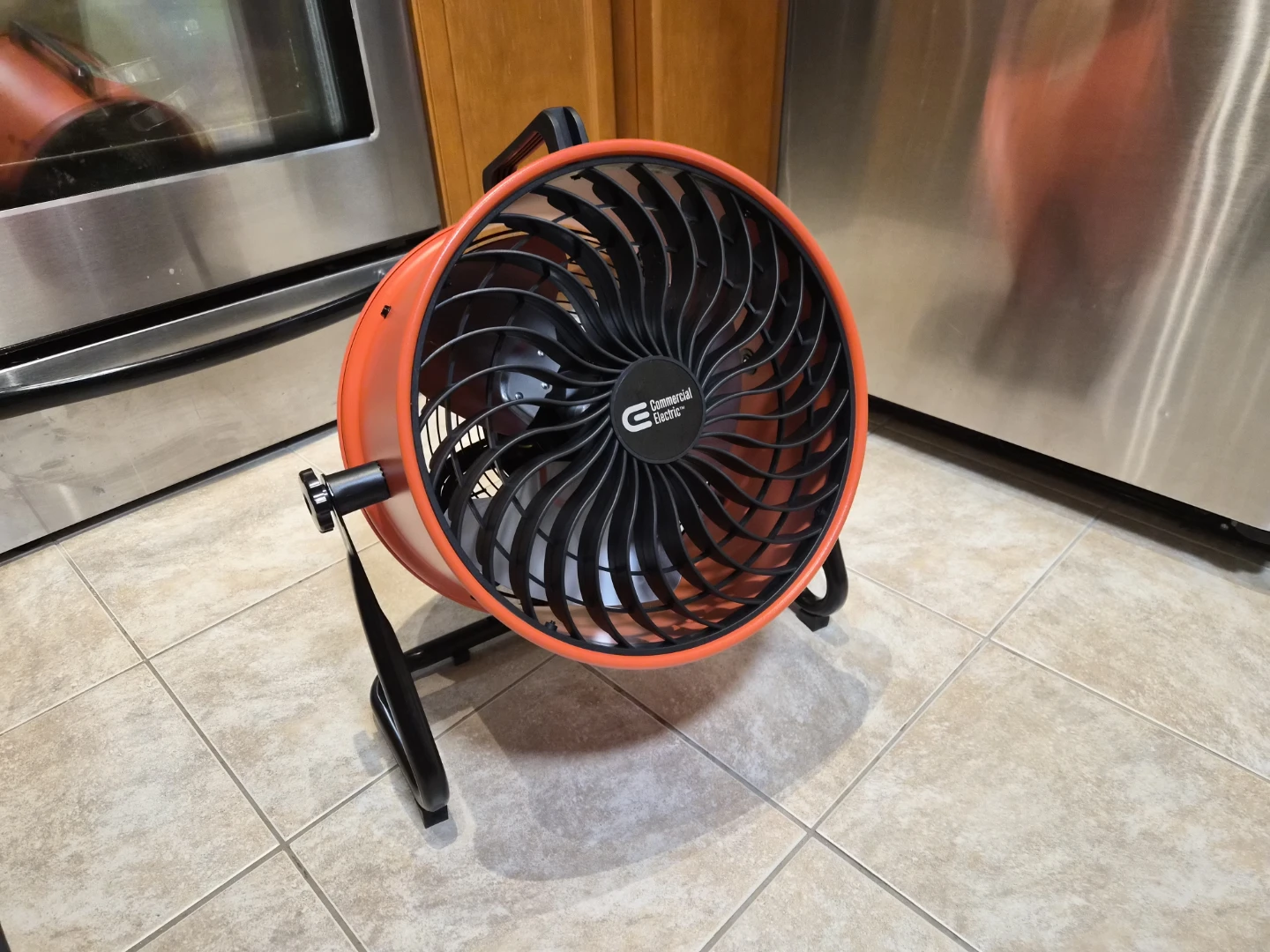 Commercial Electric 16-inch High Velocity Turbo Pro Floor Fan - photo 4