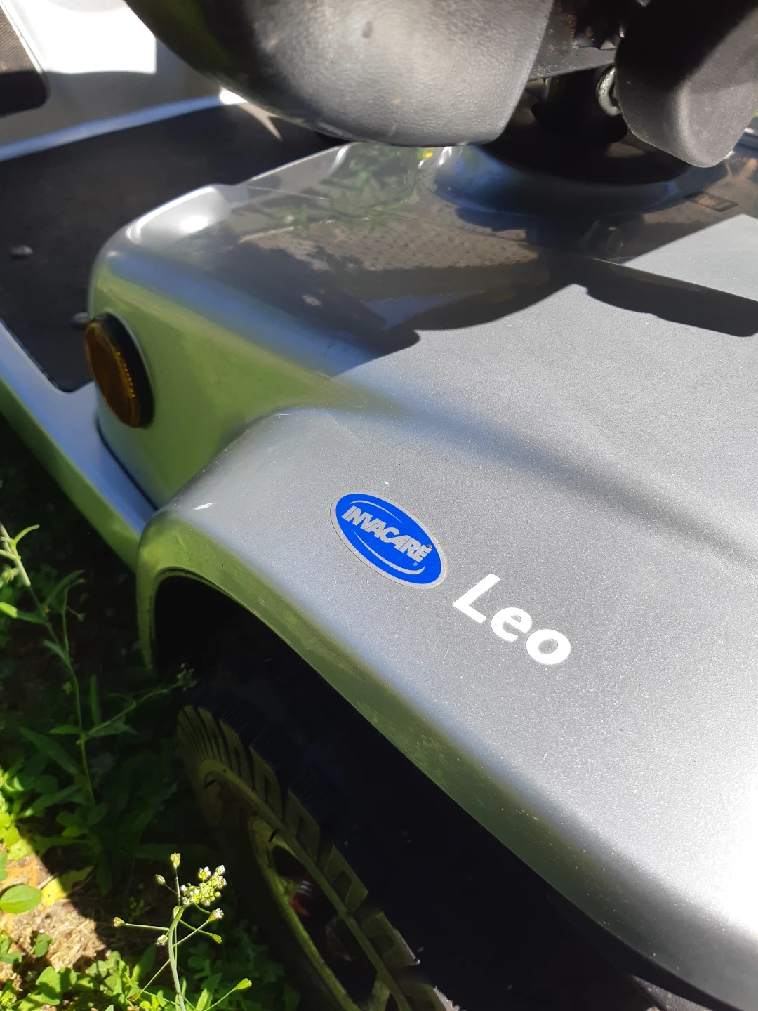 Invacare Leo Mobility Scooter - photo 2