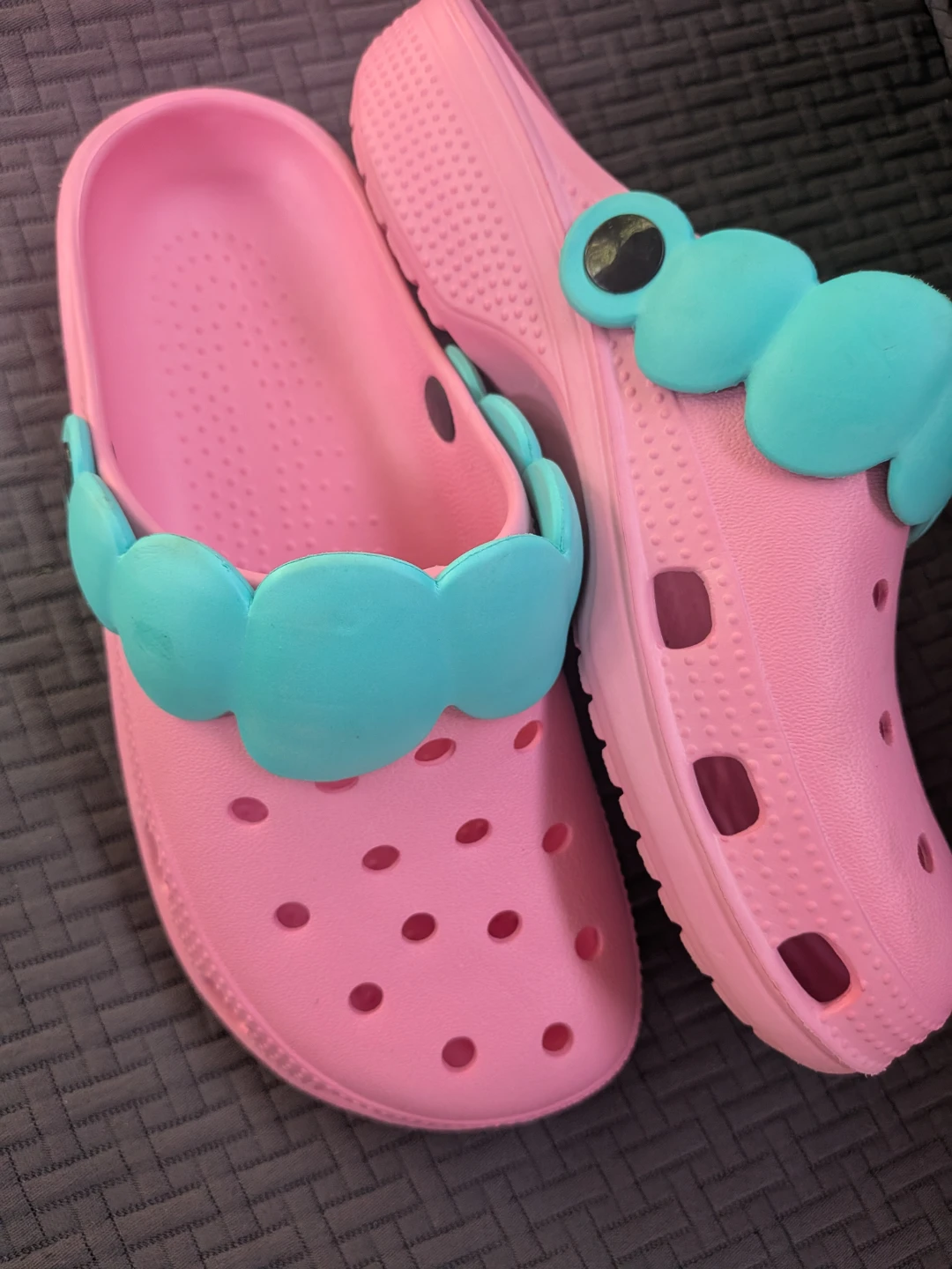 Pink slip ons with Teal Strawberry trim sz women's 8-8.5