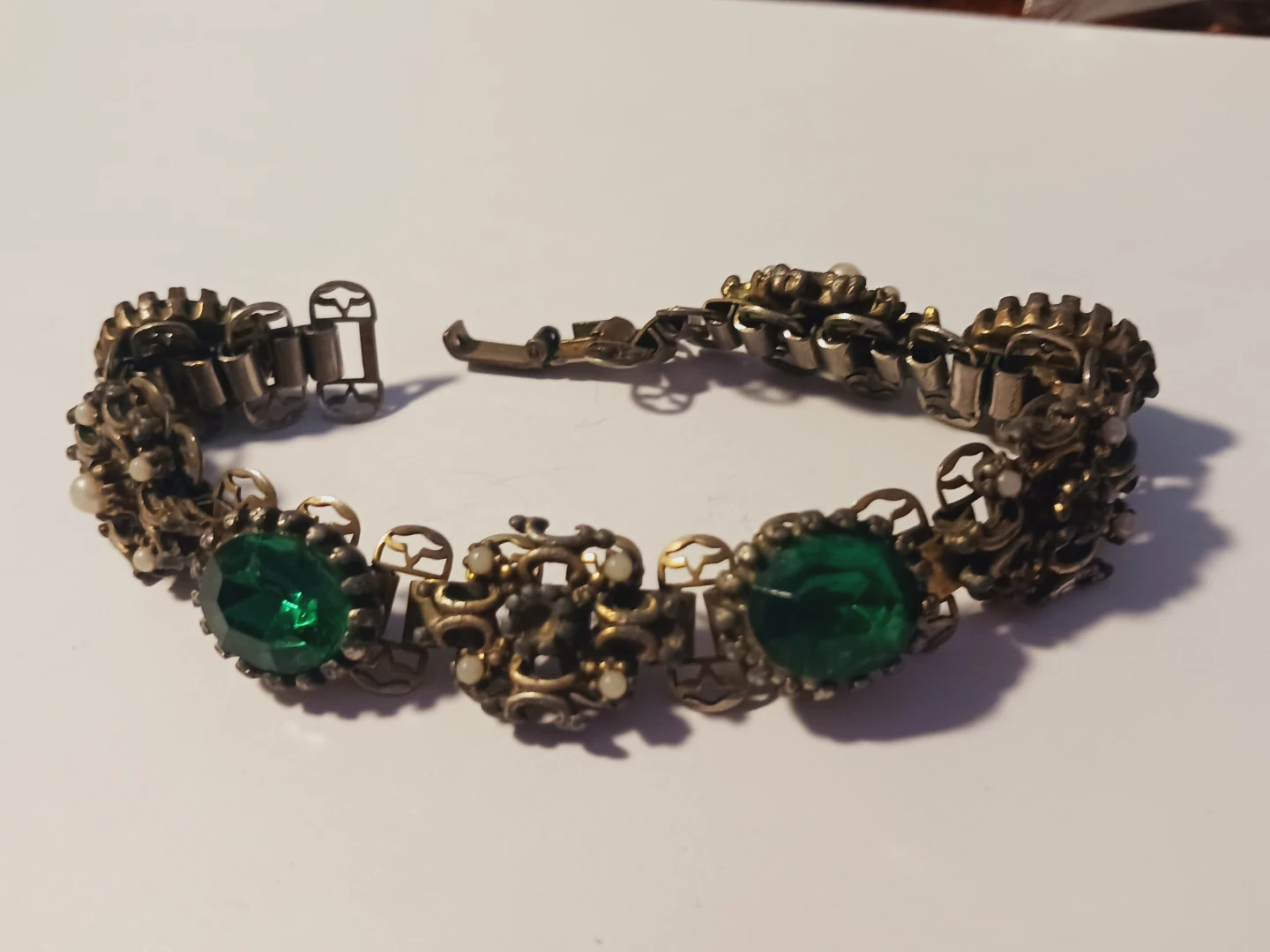 Vintage Emerald Cabochons and Pearl Bracelet - photo 3