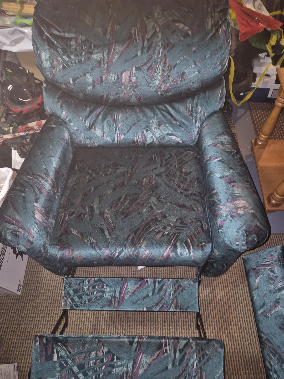 Green Floral Recliner Sofa & Chair - photo 2