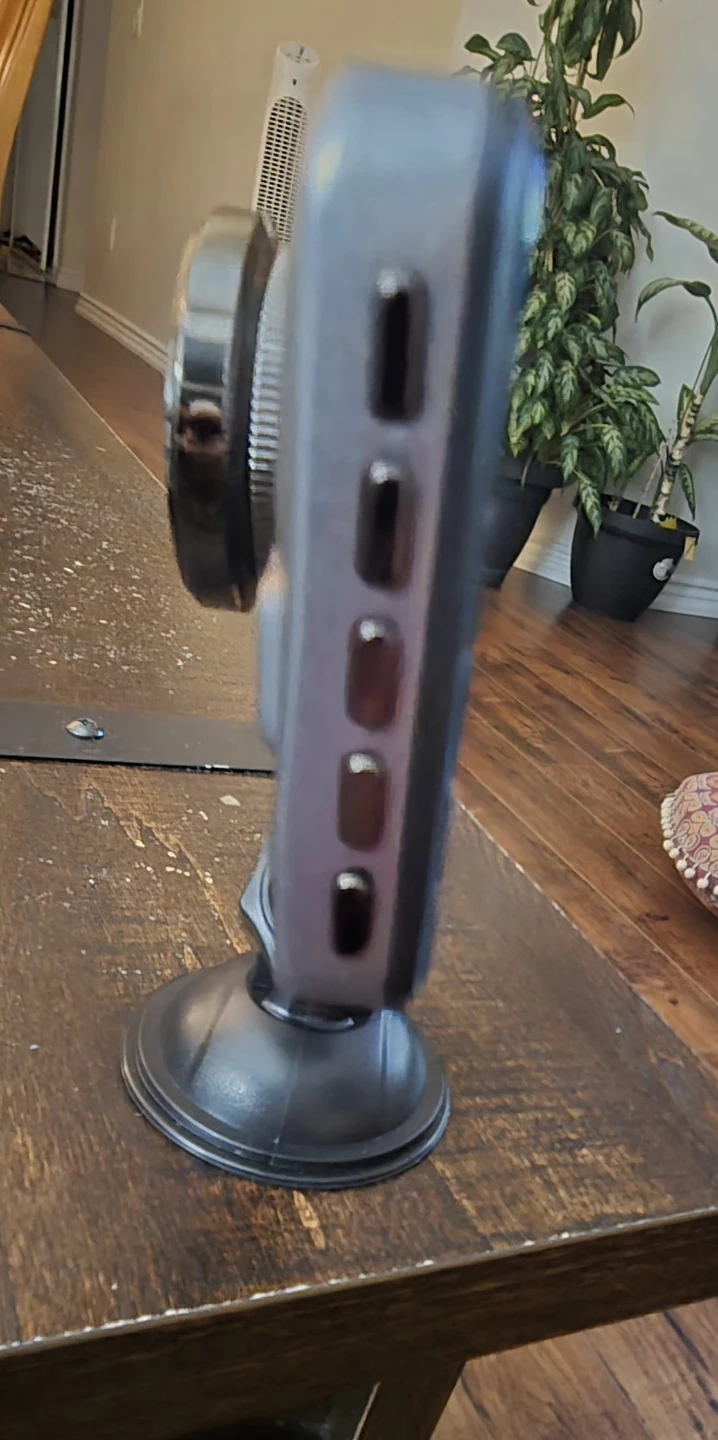 Car Dash Cam with Suction Mount and Charger - photo 2