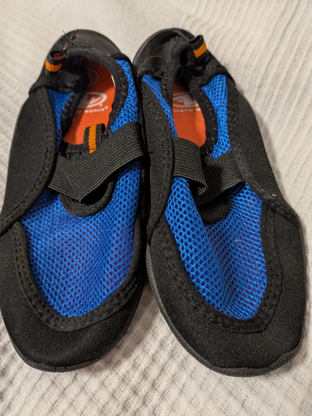 Athletic Works Water Shoes kids size 11/12 NEW