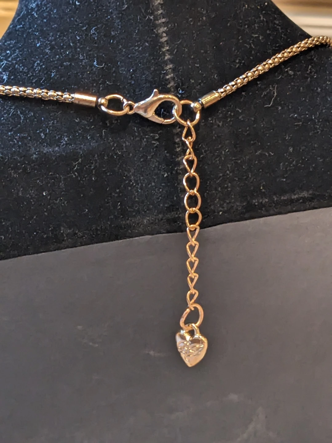 Betsey Johnson Gold-tone Skull Pendant Necklace - photo 4