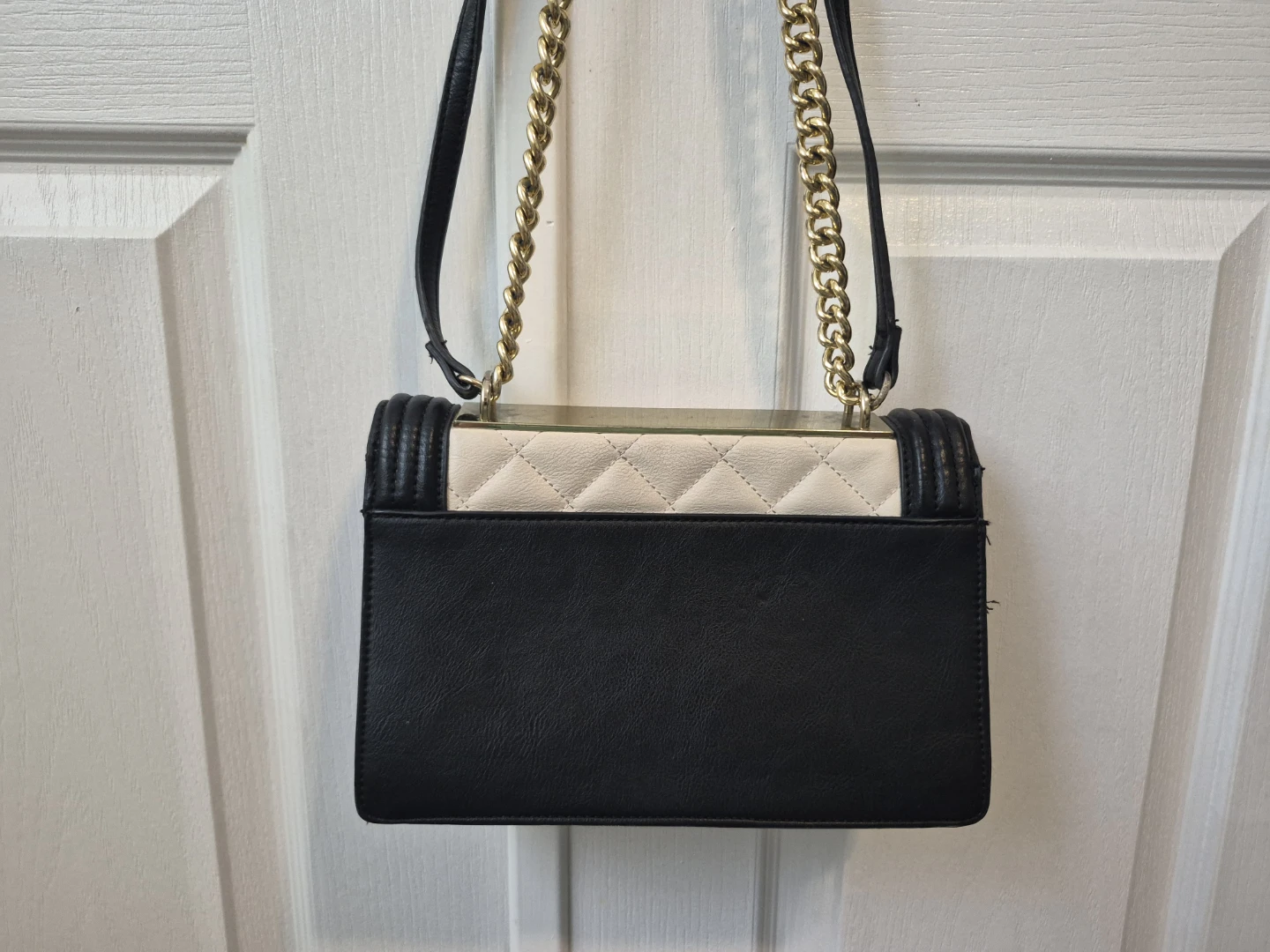ALDO Black and Cream Quilted Shoulder Bag - photo 4