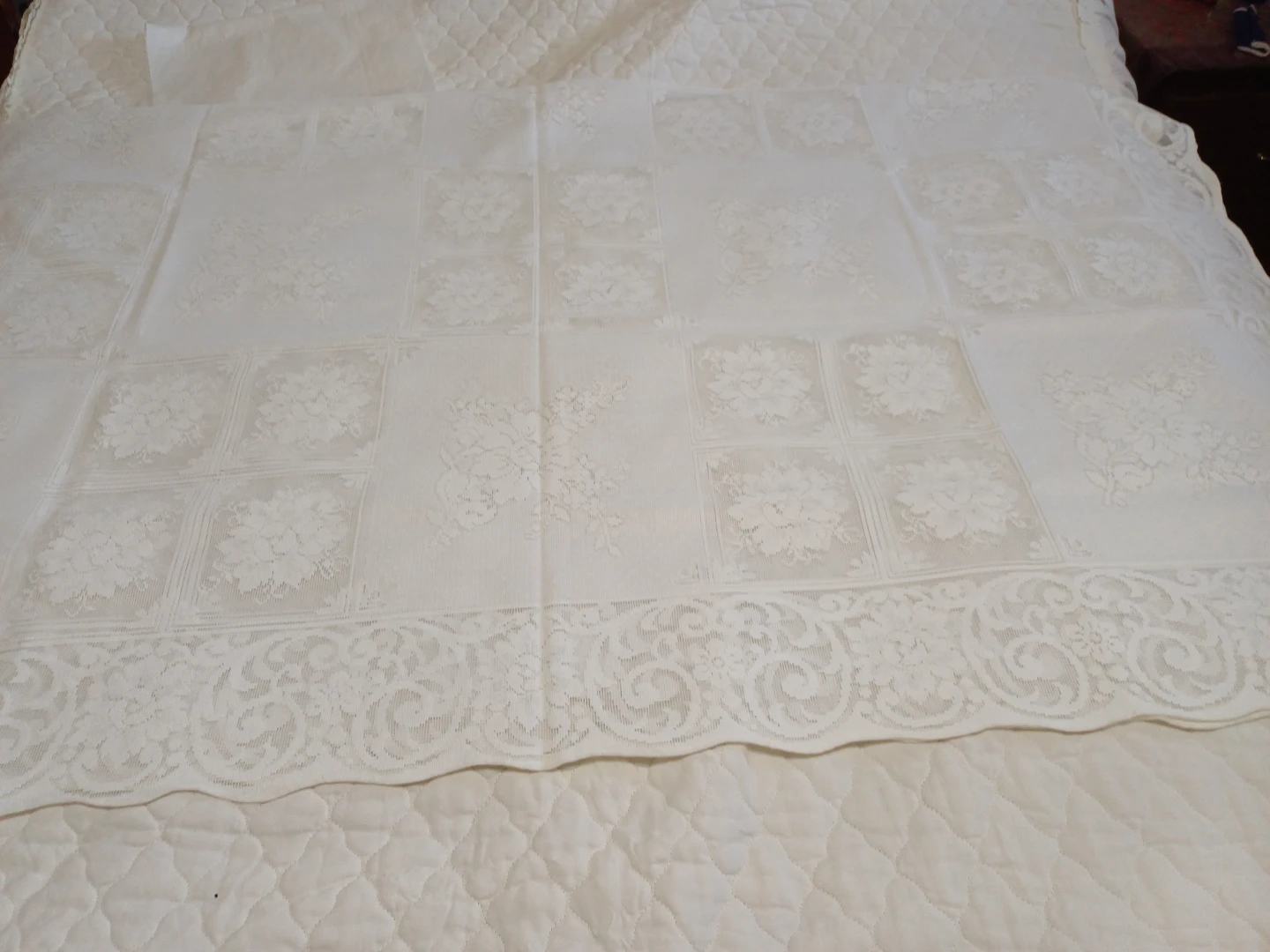 White Lace Tablecloth