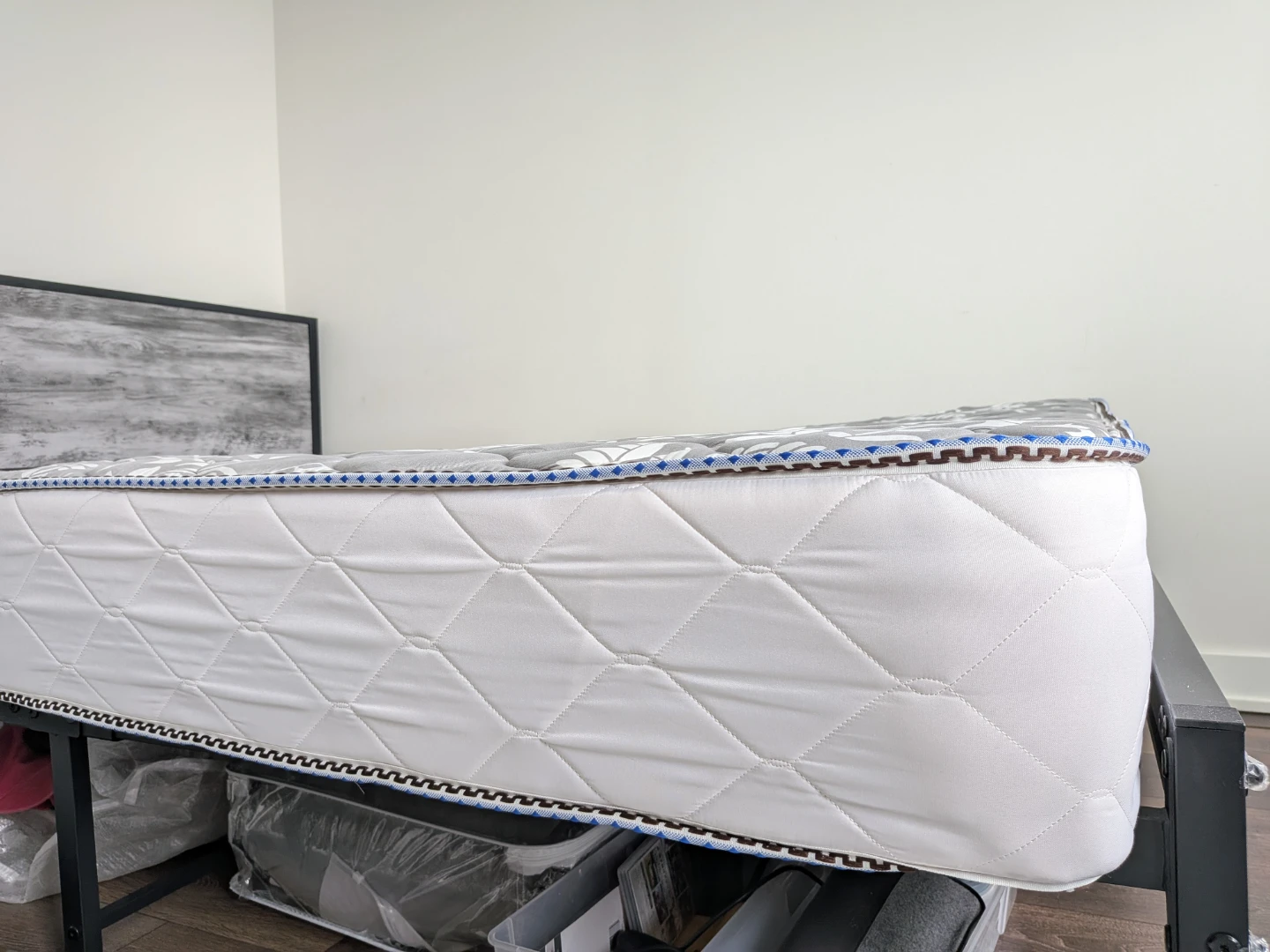Steel Double bed frame and mattress - Made in Canada - photo 3