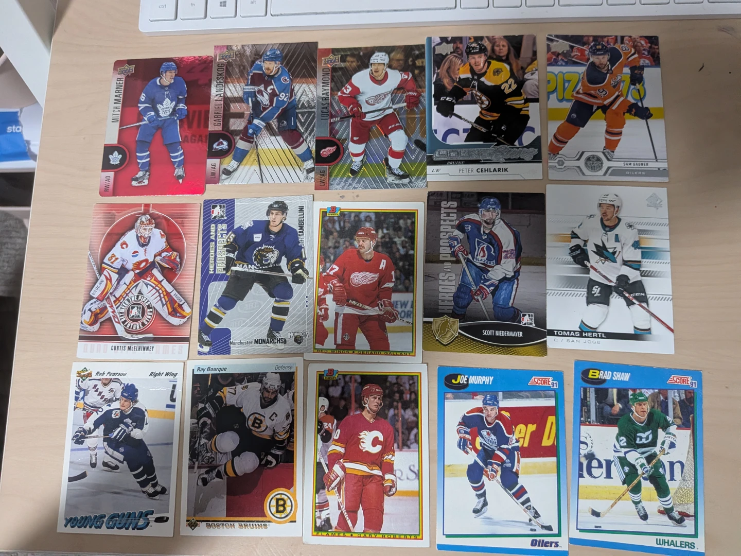 Collection of 15 Hockey Cards
