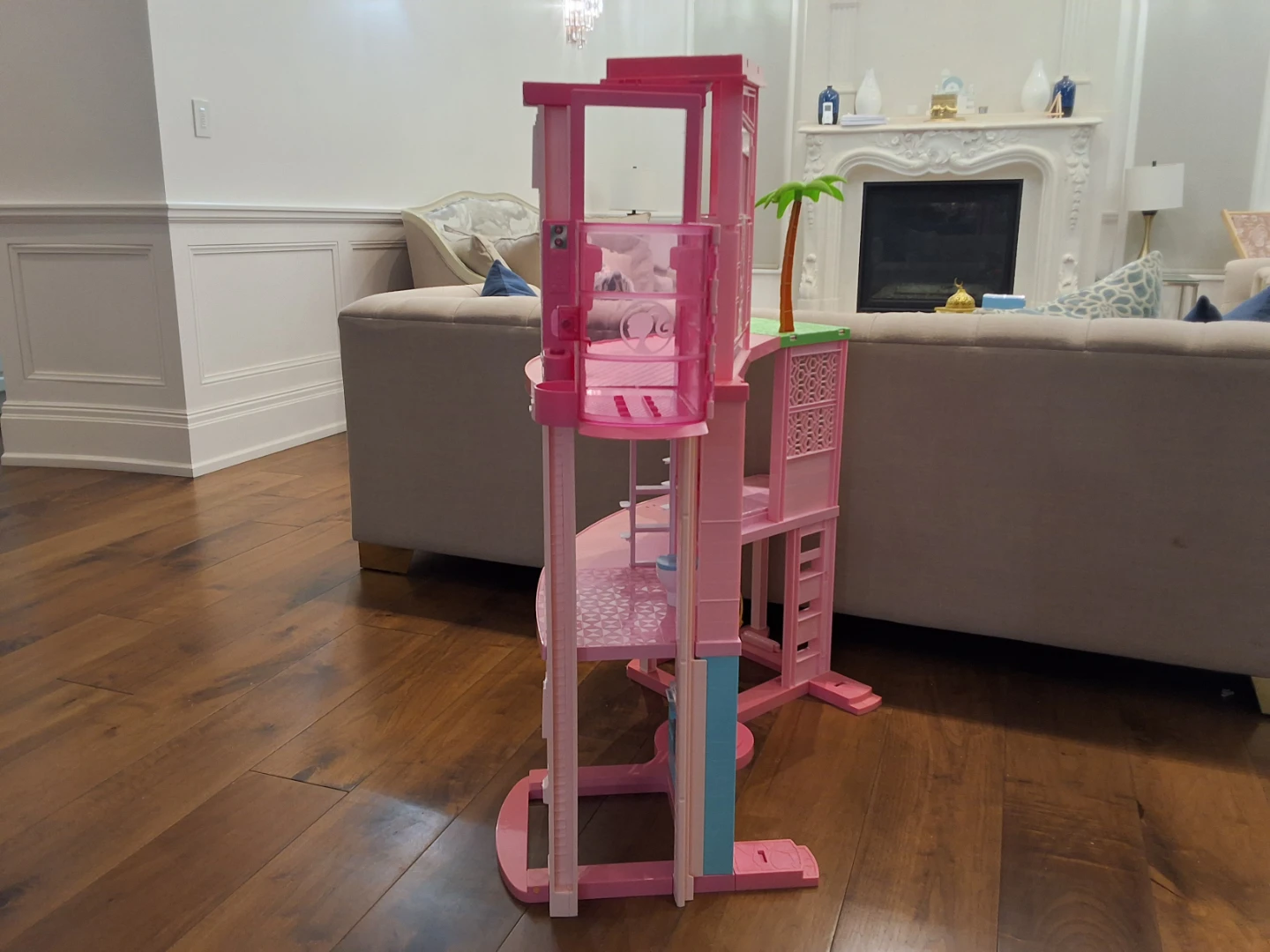 Barbie Dreamhouse Playset - photo 3