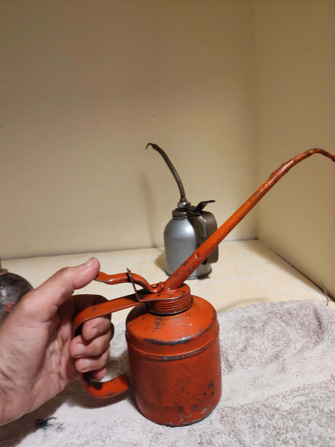 Vintage Orange Oil Can - photo 3