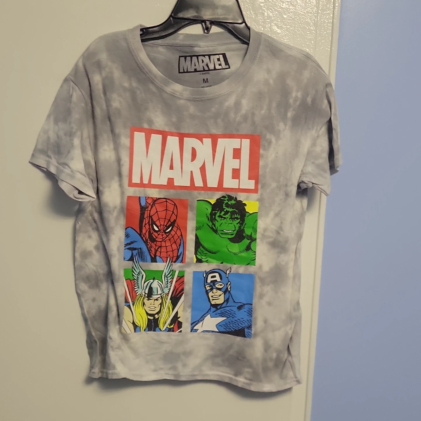 Marvel Avengers Tie-Dye T-Shirt Size M - photo 3