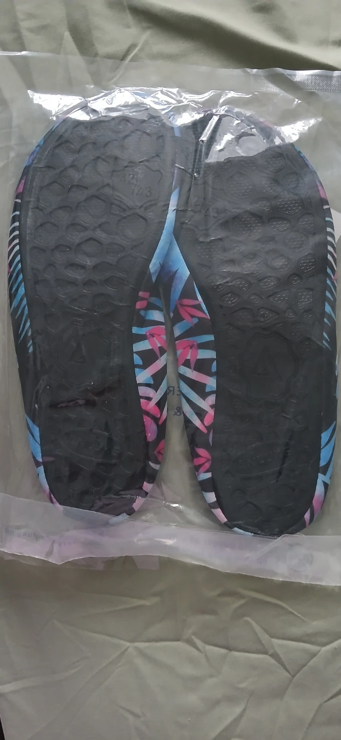 Anluke Water Shoes Size 42/43 - photo 2