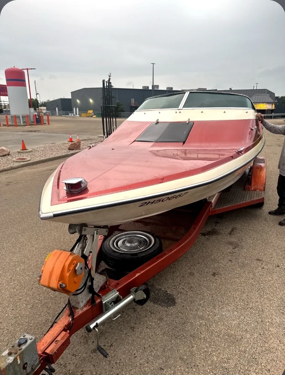 Glastron Carlson CV23 speedboat - photo 4