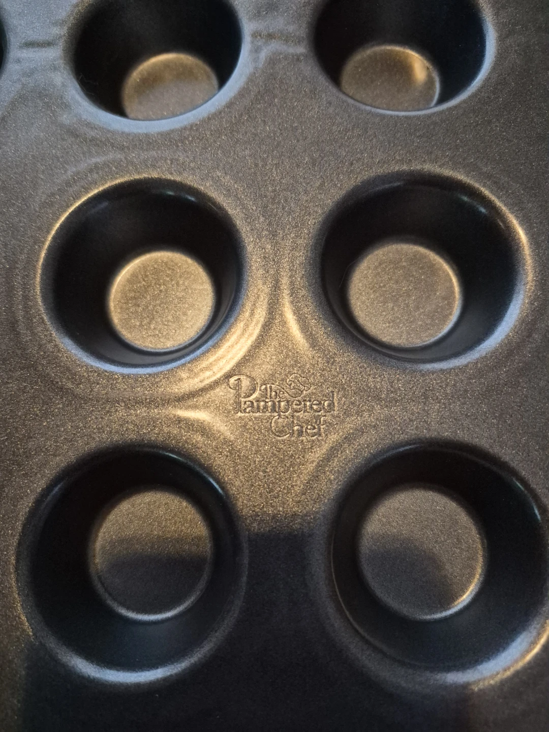 The Pampered Chef Mini Muffin Pan - photo 2
