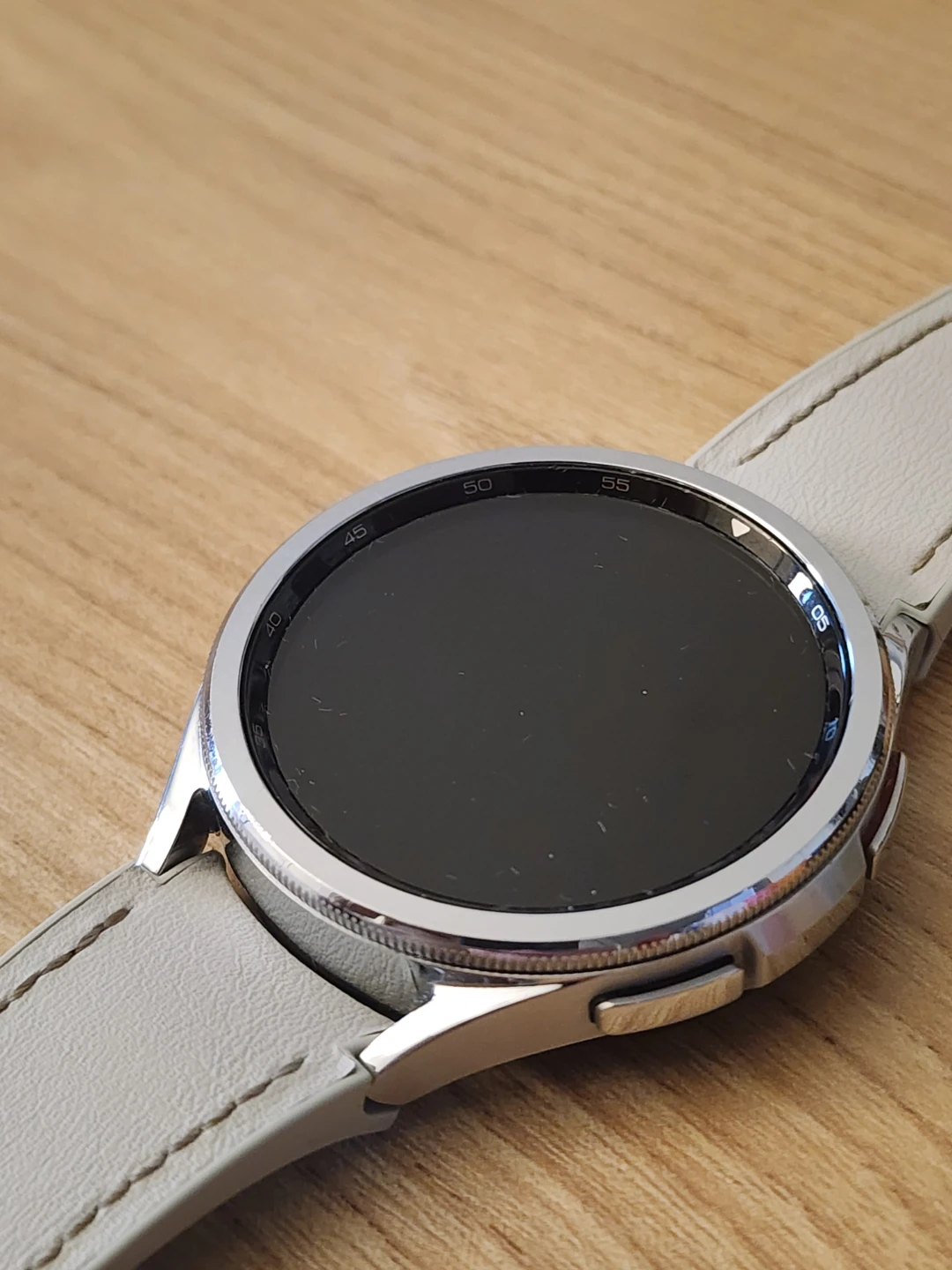 Samsung Galaxy Watch 6 Classic Silver  - 47mm (Large) GPS + LTE - photo 3