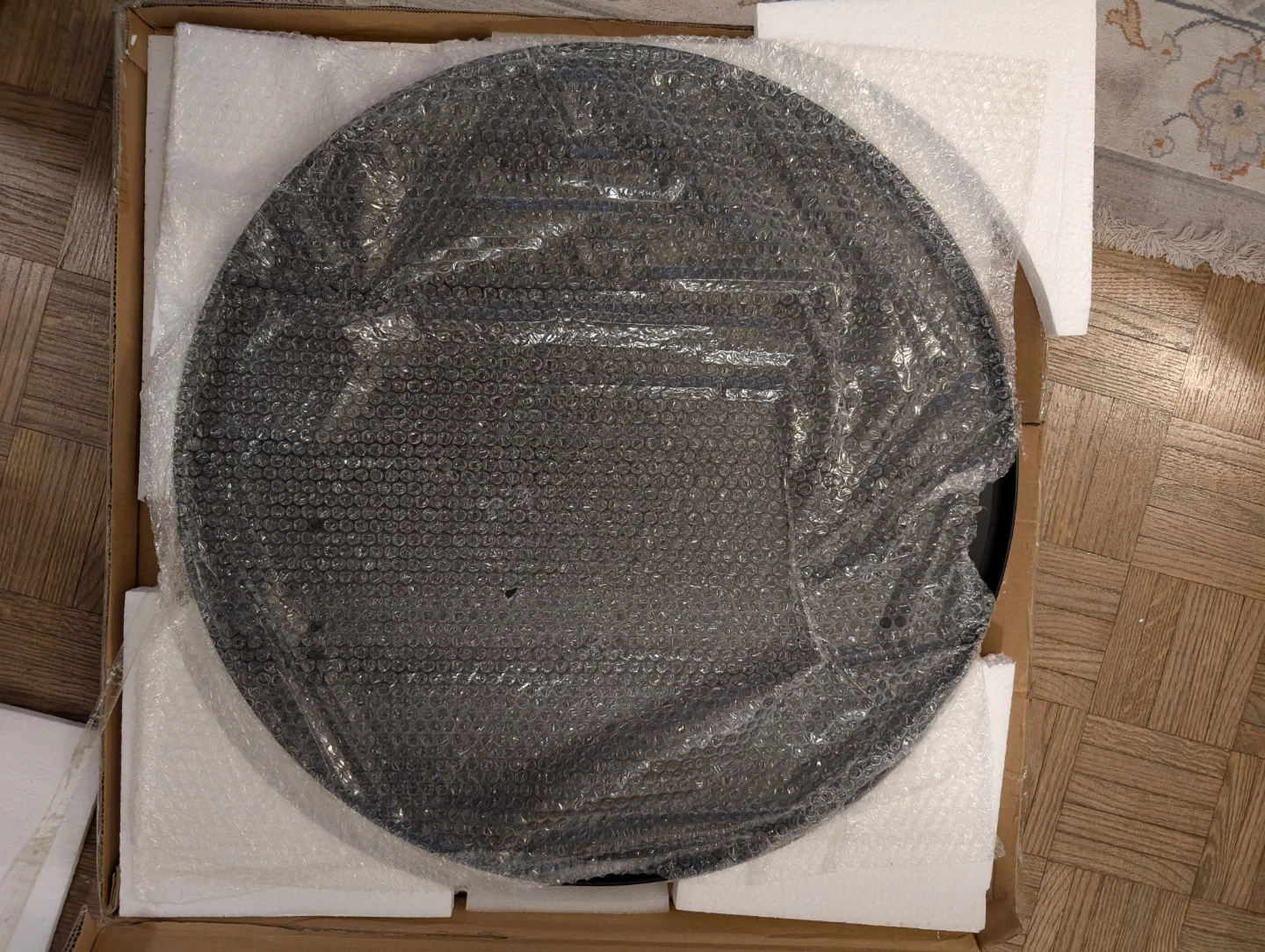 Round Aluminum Alloy Frame Mirror - photo 4