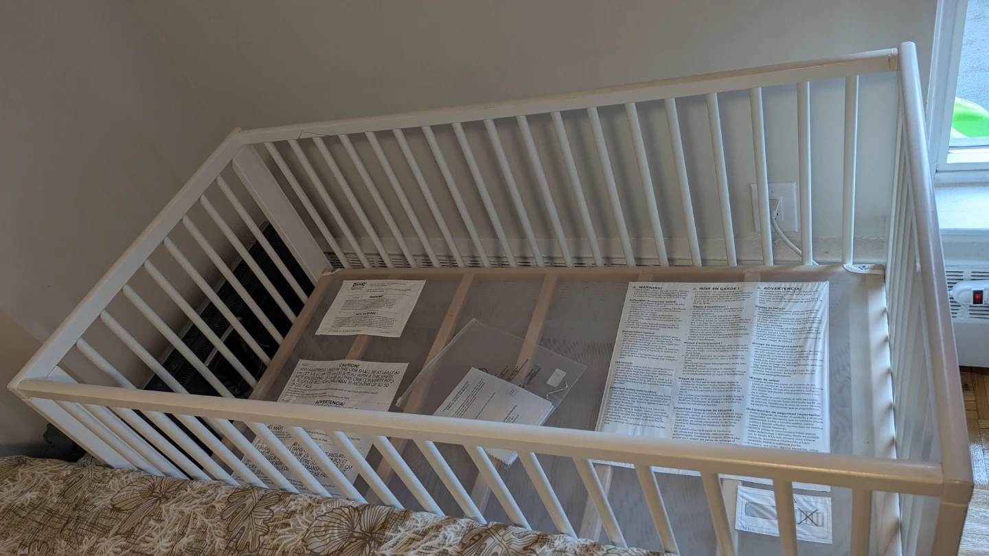 White Baby Crib - photo 2