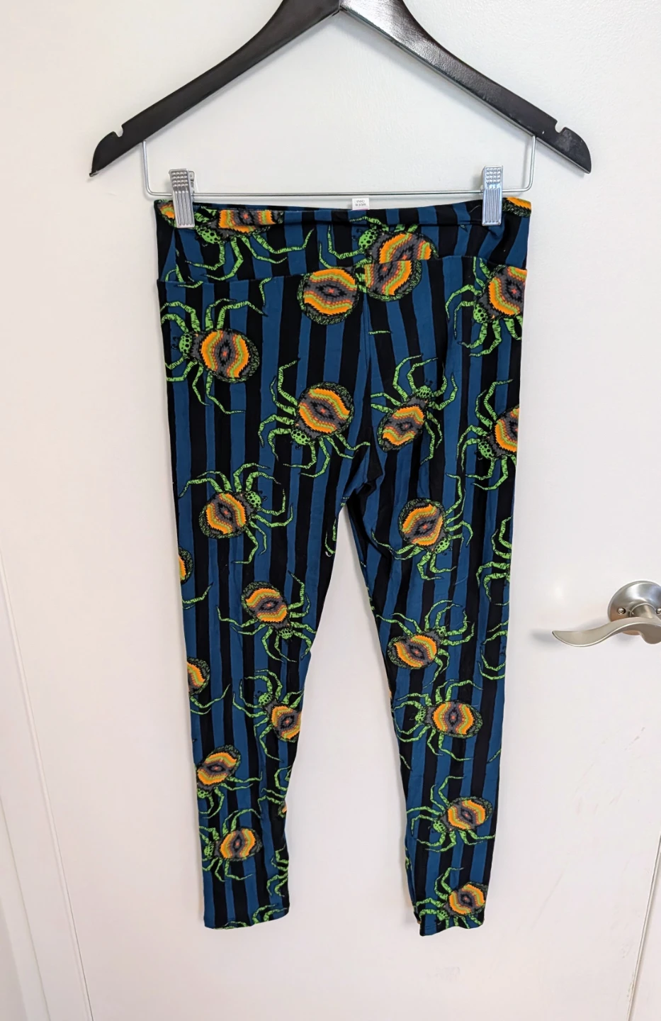 LuLaRoe One Size Spider Print Leggings - photo 4