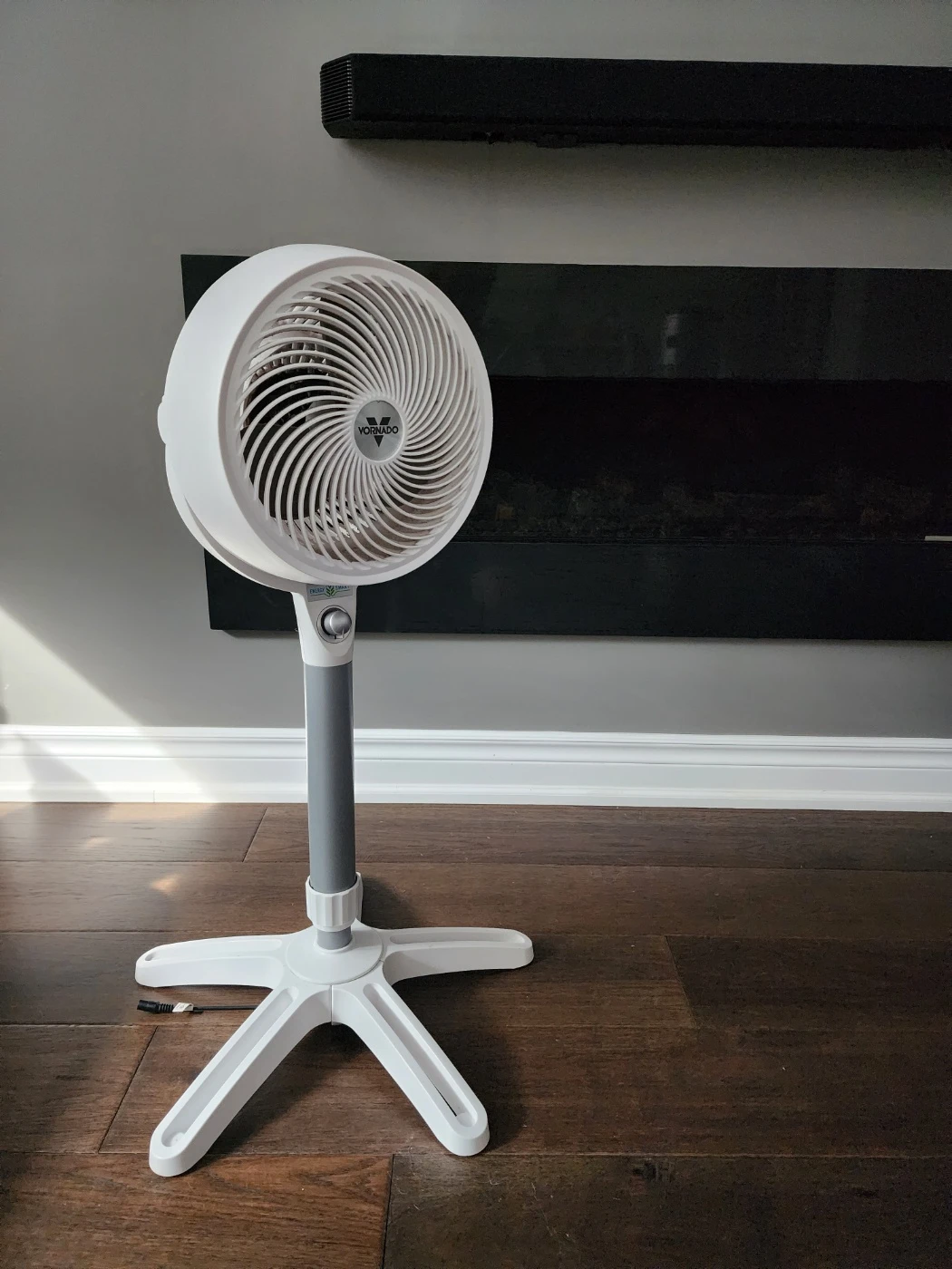 Vornado Energy Smart Pedastal Fan - Variable Speed - photo 5