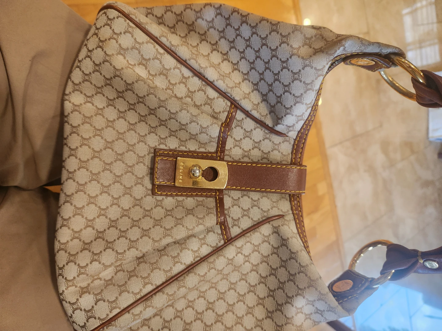 Celine  Hobo Bag 100% authentic - photo 4