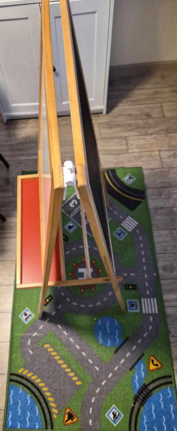 Ikea Wooden Art Easel and play rug - photo 2