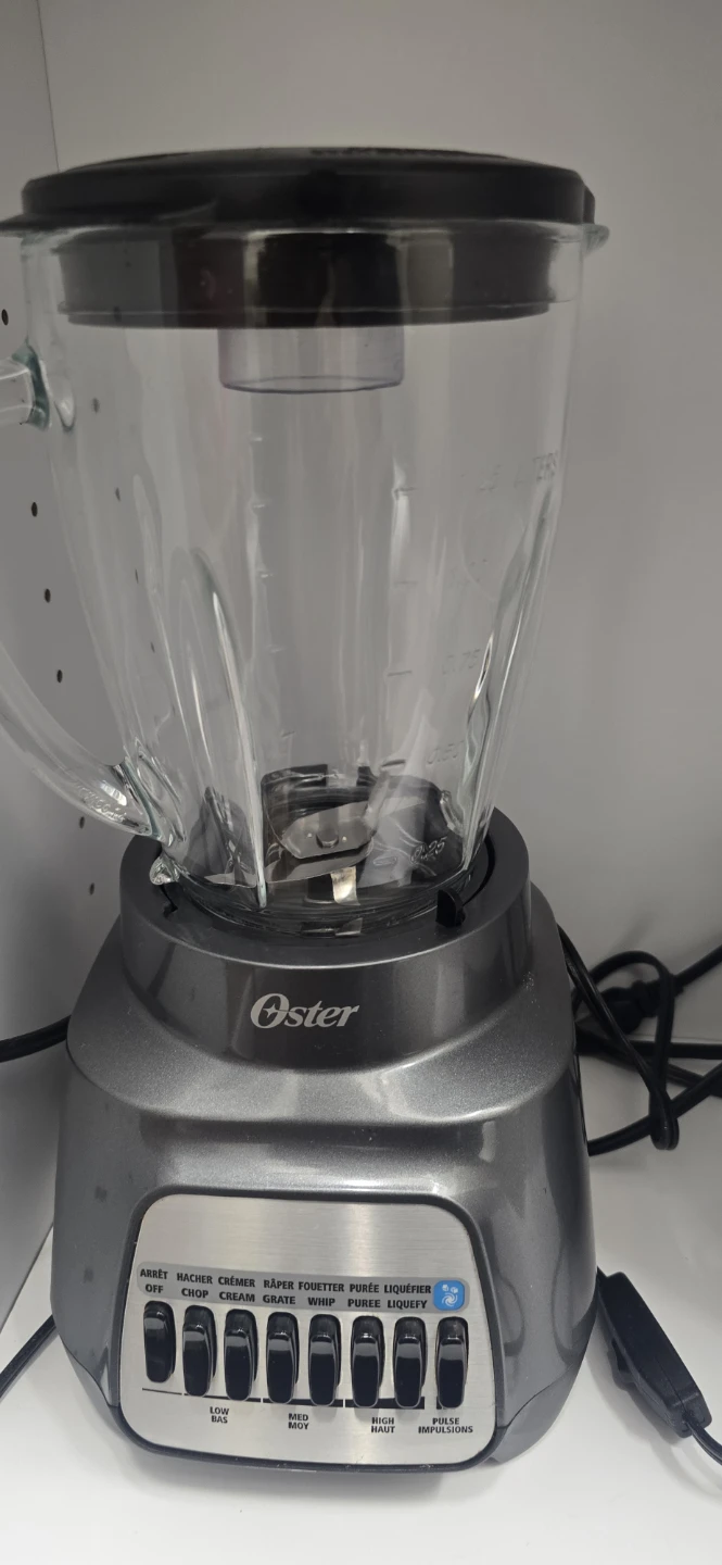 Oster Blender – Great Condition – Works Perfectly