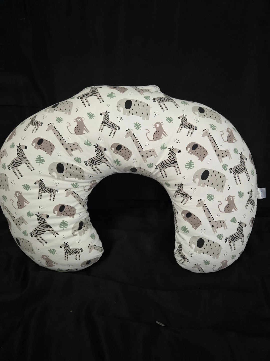 Nursing Pillow with Safari Animal Print - photo 2