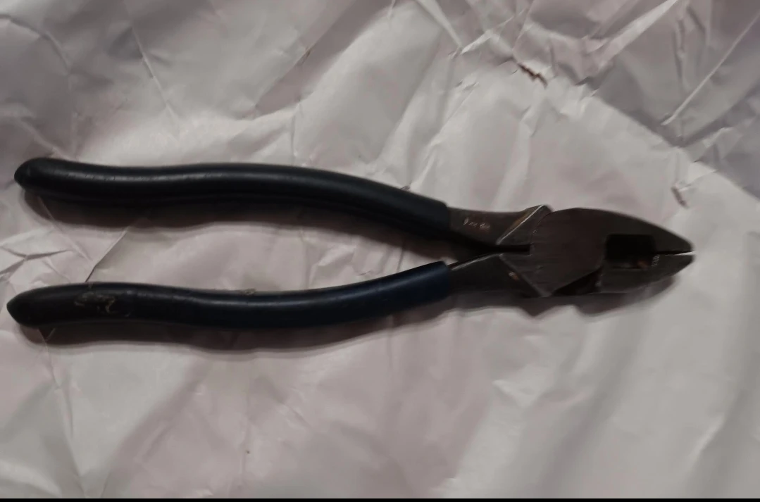Wire Cutter Pliers - 10 Inch - photo 2