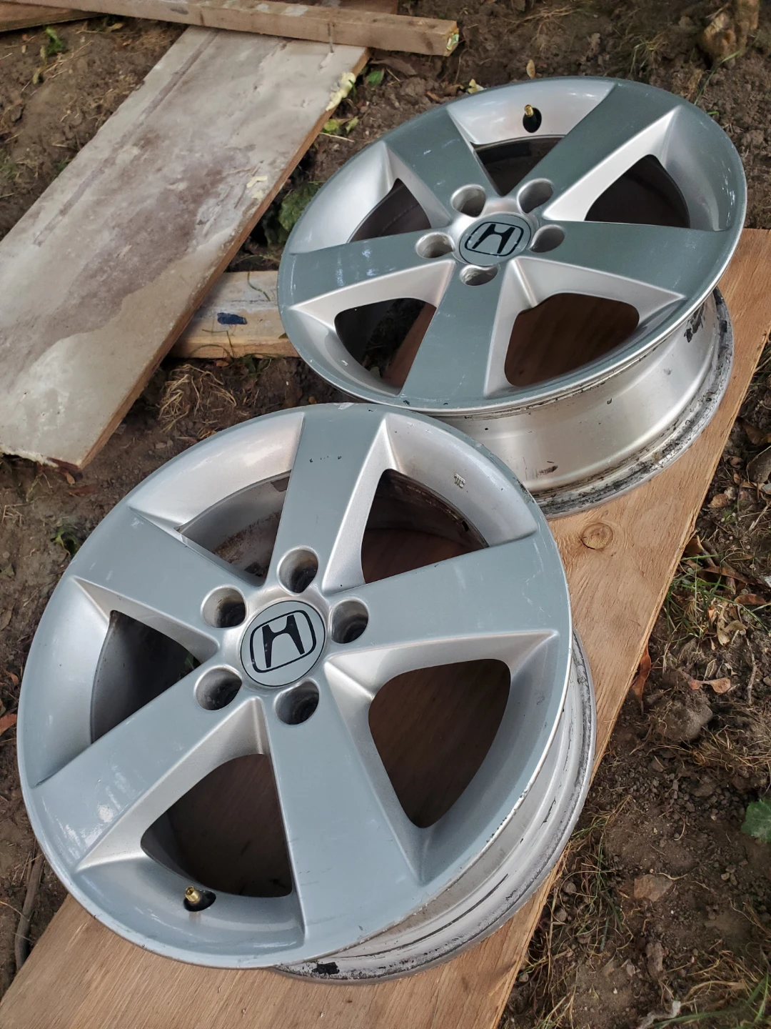 Honda Civic 16" Aluminum Alloy Rims (Set of 2) - photo 3