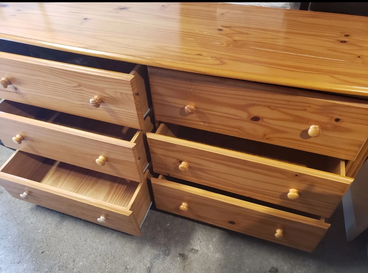 Solid Wood 6-Drawer Dresser - photo 3