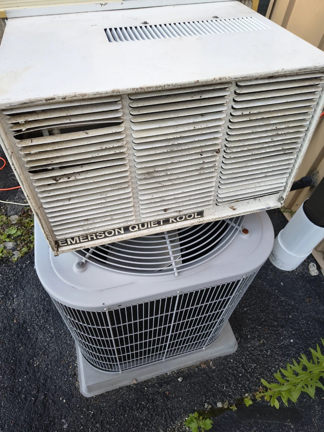Emerson quiet Kool 10000 btu air conditioner - photo 4