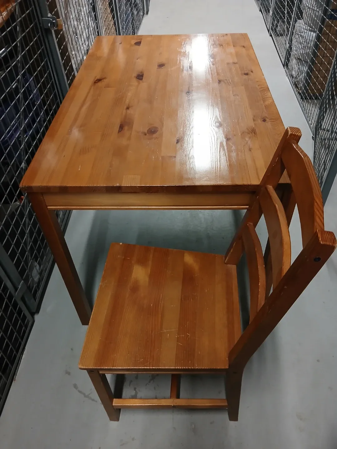 IKEA HAGERNAS Table with 1 chair - photo 2