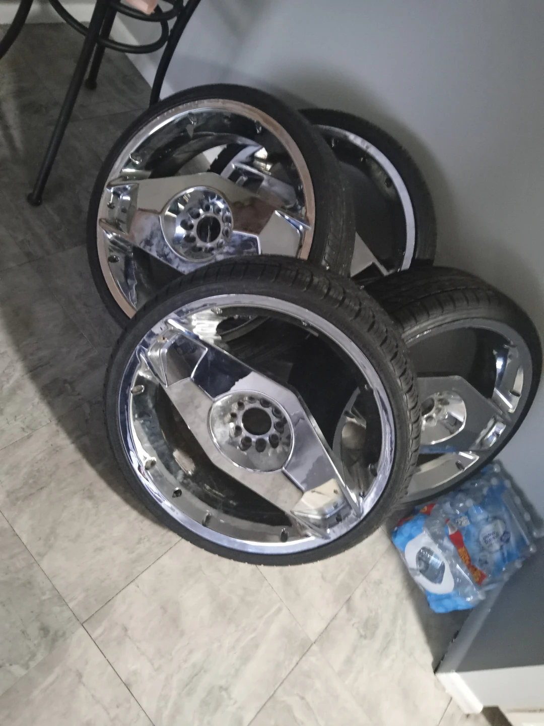 Set of 4 Chrome Wheels with Tires - photo 2